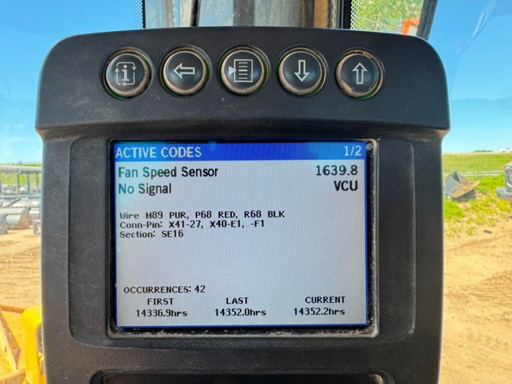 2013-deere-824k-image-47
