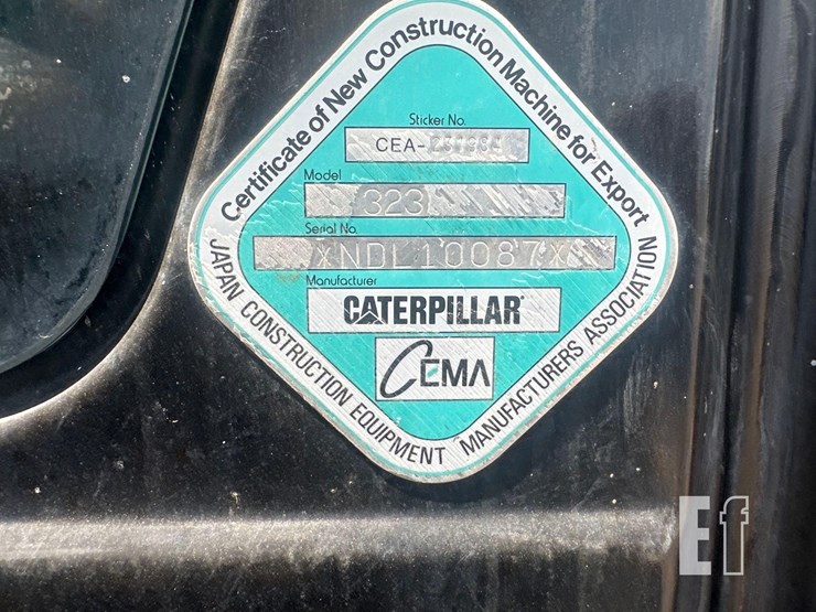 2021-caterpillar-323-image-15