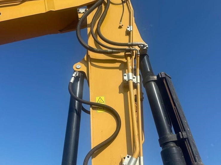 2021-caterpillar-313-image-14