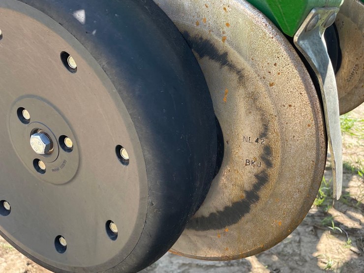 2012-john-deere-1790-image-64