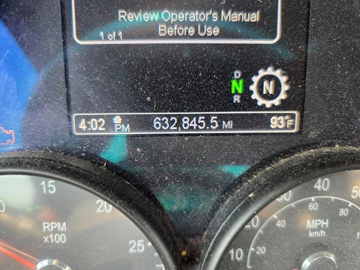 2019-peterbilt-579-image-95
