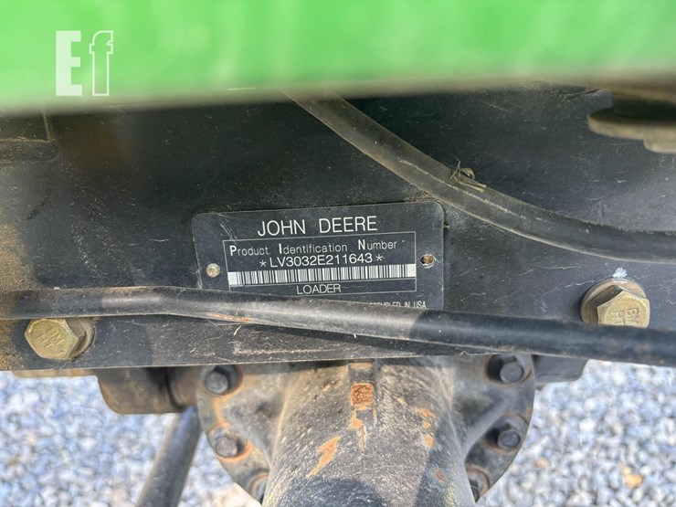 john-deere-3032e-image-10