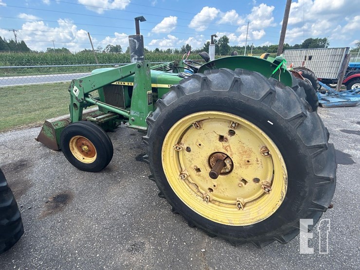 john-deere-1530-image-1