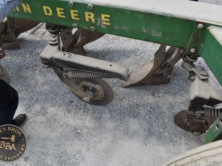 john-deere-2700-image-43