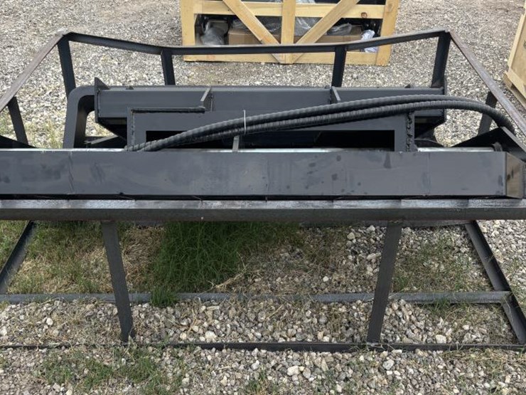 #85-•-forklift-forks-image-3
