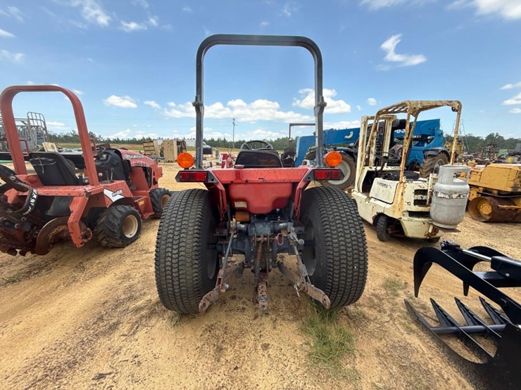 massey-ferguson-1250-image-5