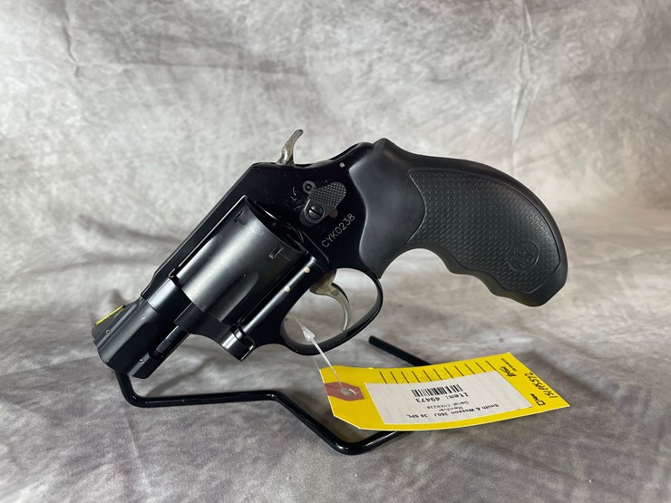 #4398-•-smith-and-wesson-380j-38-spl-revolver,-sn:-cyk0238-image-1