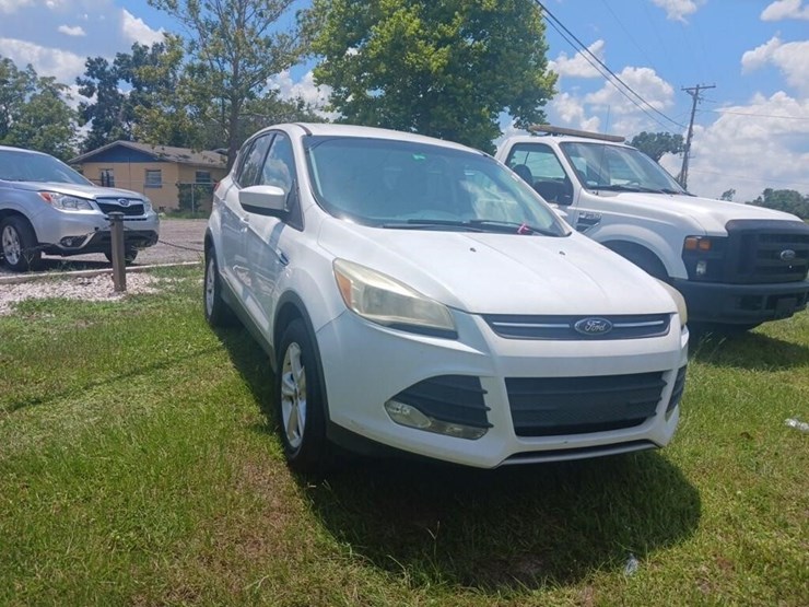 2014-ford-escape-image-2