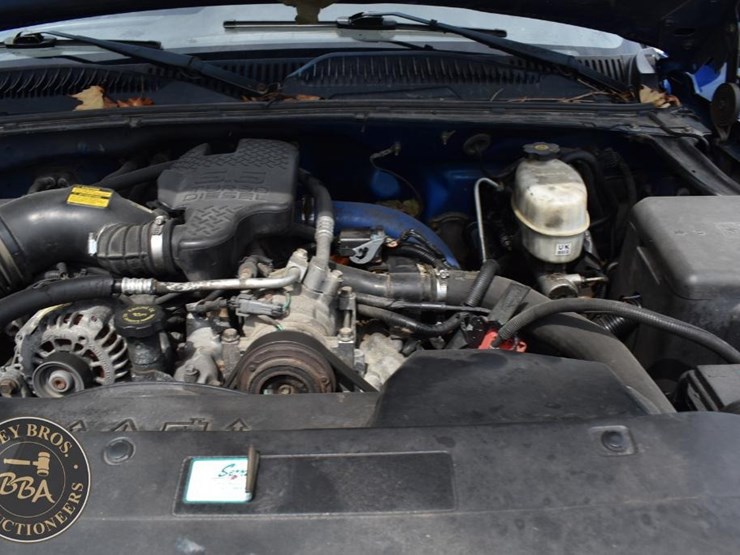 2003-chevrolet-silverado-2500-image-45
