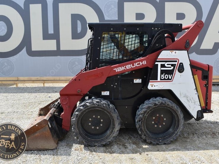 2017-takeuchi-ts50v-image-5