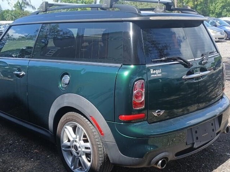 2013-mini-clubman-runs/moves-cooper-s-image-7