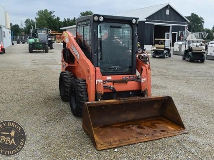 2017-kubota-ssv65-image-26