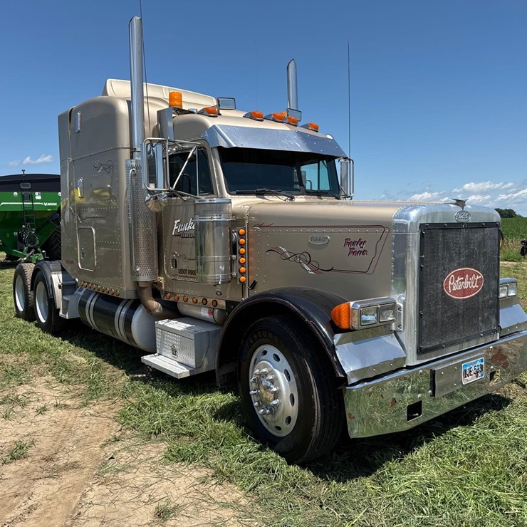 1999 PETERBILT 379