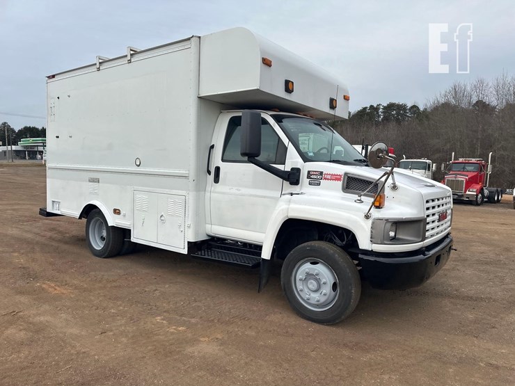 2009-gmc-topkick-c4500-image-2