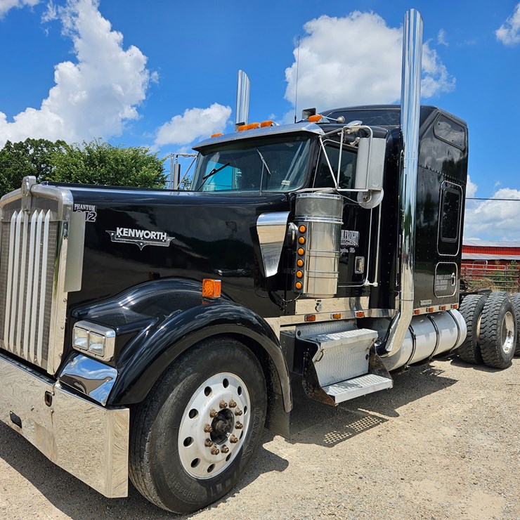 2000 KENWORTH W900