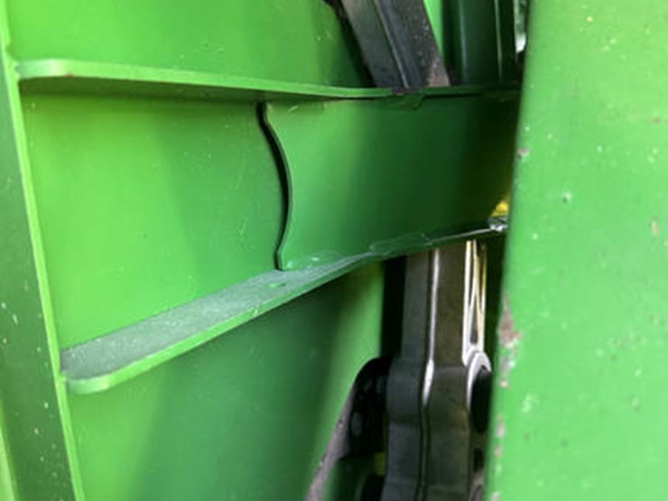 2010-john-deere-2010-image-29