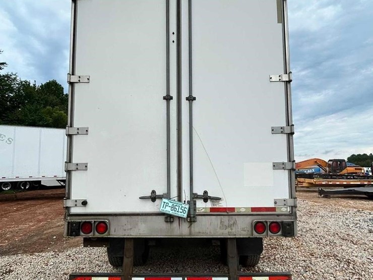 2010-utility-van-image-5