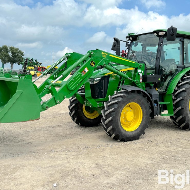 2022 JOHN DEERE 5090M