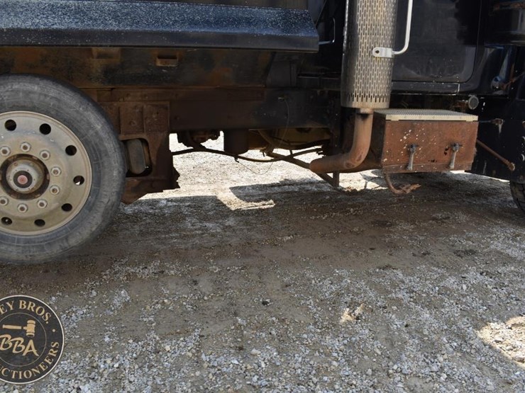 1996-mack-rd688s-image-49