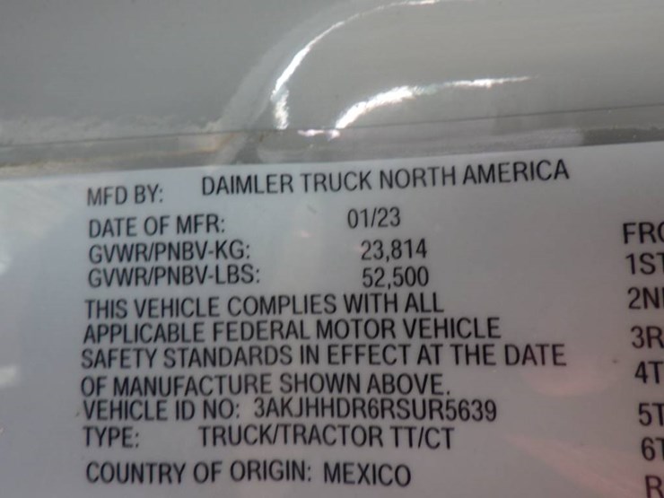 2024-freightliner-cascadia-126-image-14