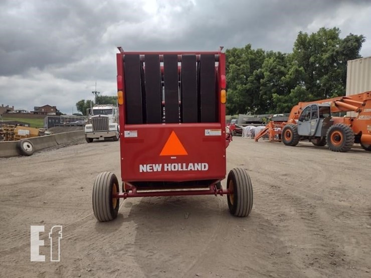 2018-new-holland-rb450u-image-2