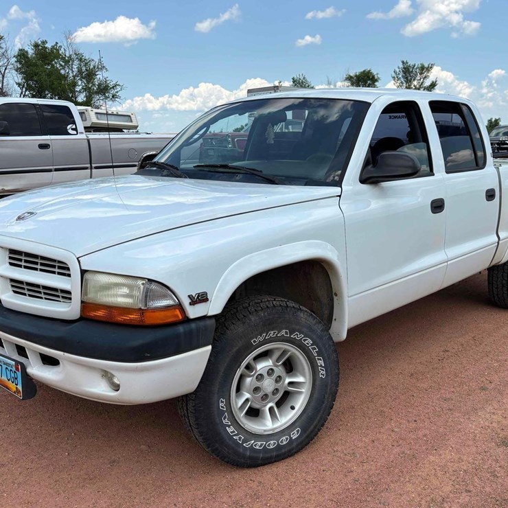DODGE DAKOTA