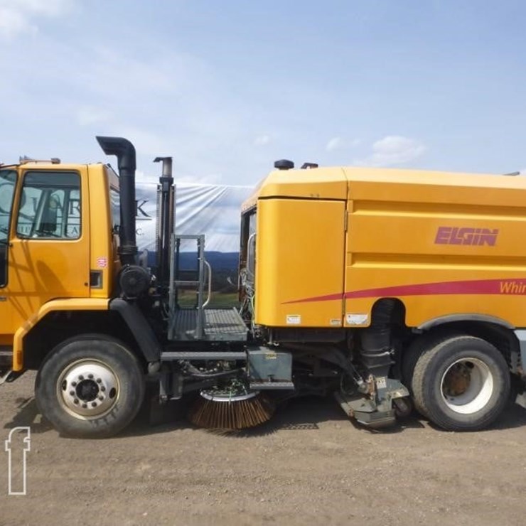 2007 STERLING SC8000
