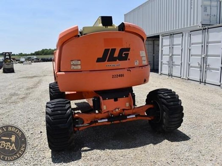 2016-jlg-450aj-image-10