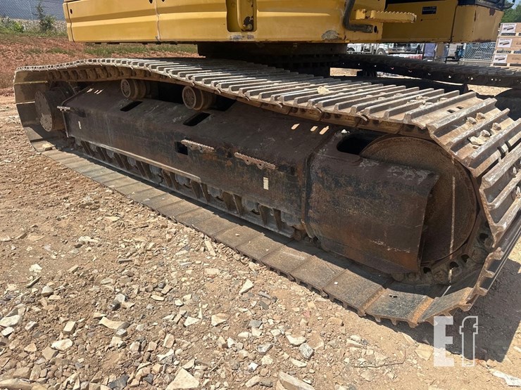 2015-caterpillar-335f-lcr-image-9