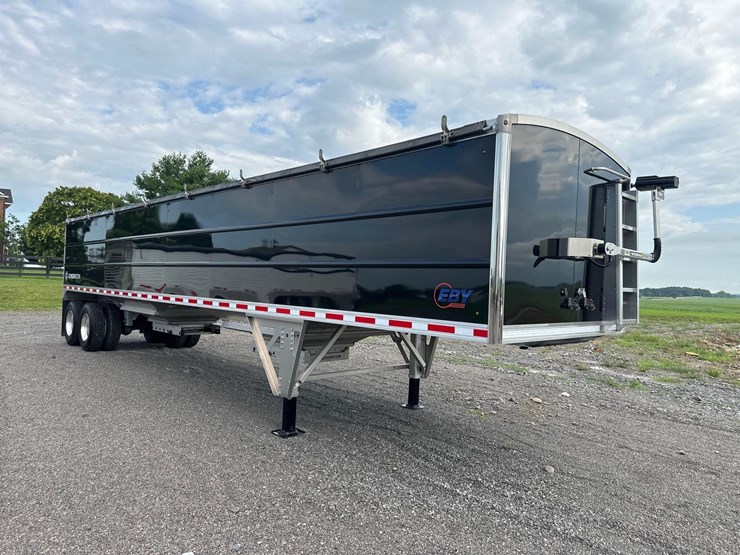 2022-40'-eby-grain-trailer-image-1