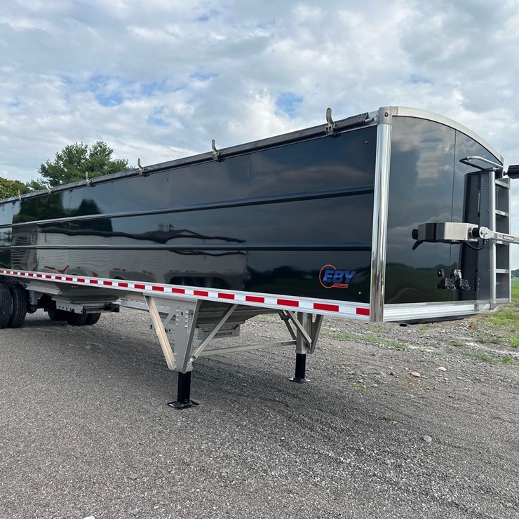 2022 40' Eby Grain Trailer