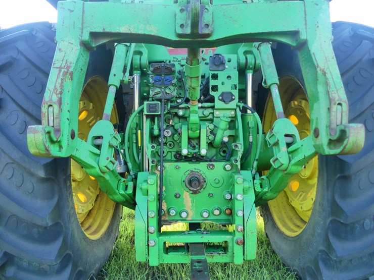2013-john-deere-7200r-image-5