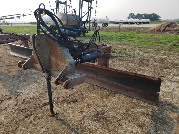 rhino-1540-8'-3-way-hydraulic-3-pt-blade-image-2