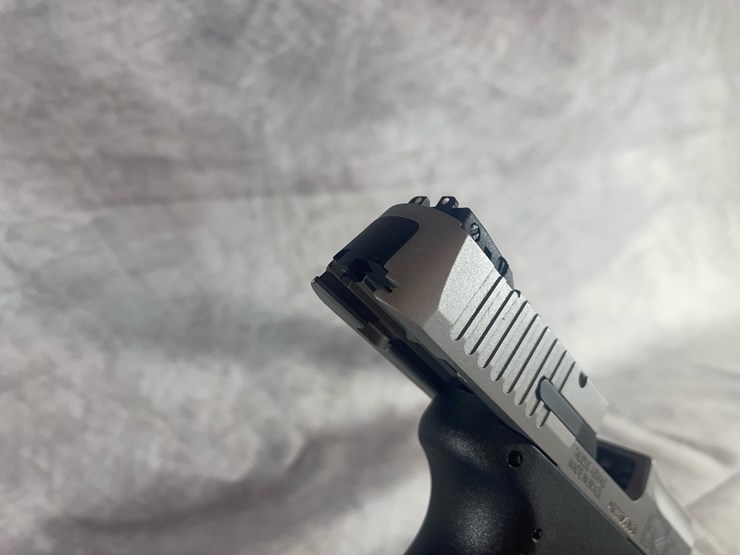 #4367-•-taurus-g2c-40-s&w-pistol,-sn:-agc106080-image-12