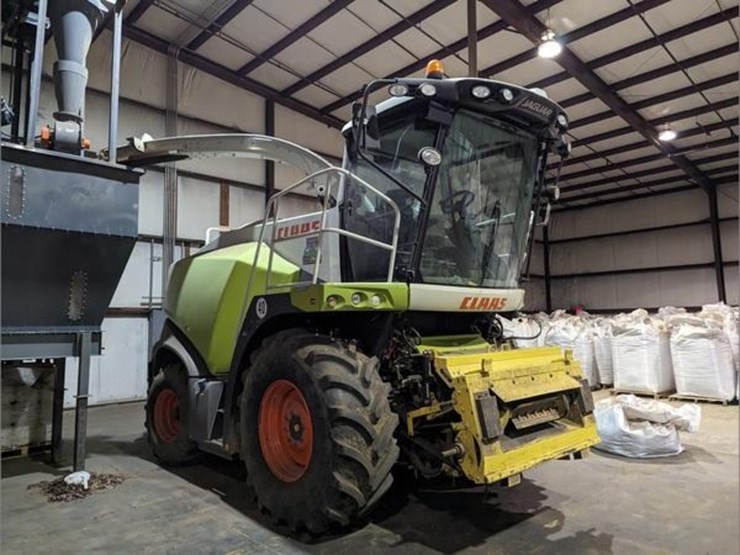 2017-claas-jaguar-860-image-33