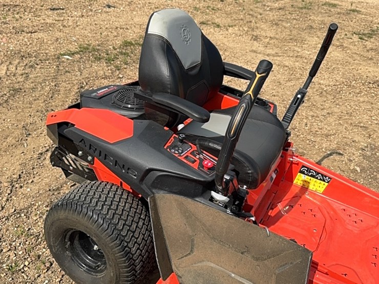 ariens-ikon-52-inch-deck-image-3