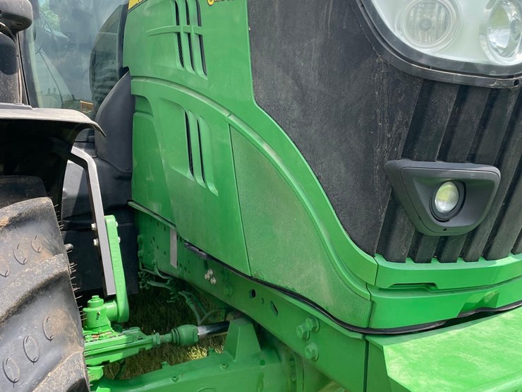 2015-john-deere-6155r-image-23