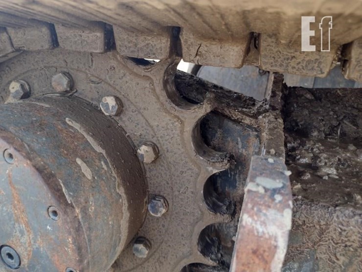 2013-bobcat-e63-image-37