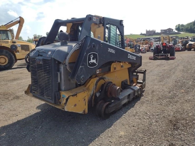 2020-deere-333g-image-39