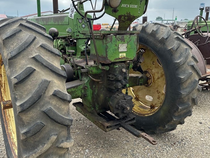 john-deere-70-image-8