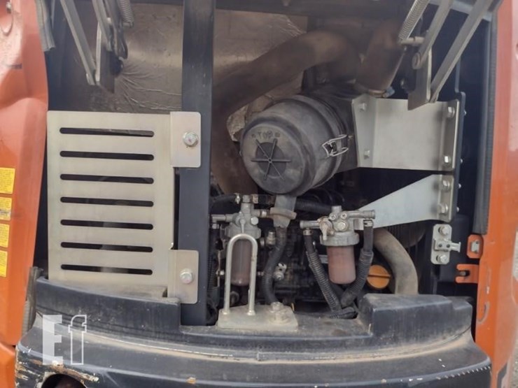 2021-hitachi-zx26u-5-image-43