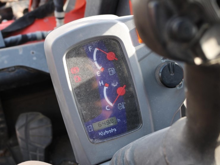 kubota-svl65-2-image-23