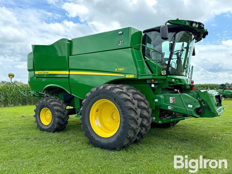 2022-john-deere-s780-image-3