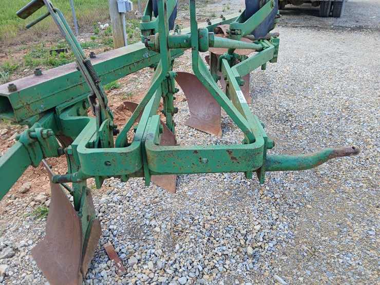 #20857-•-4-bottom-john-deere-plow-3-point-hitch-image-9