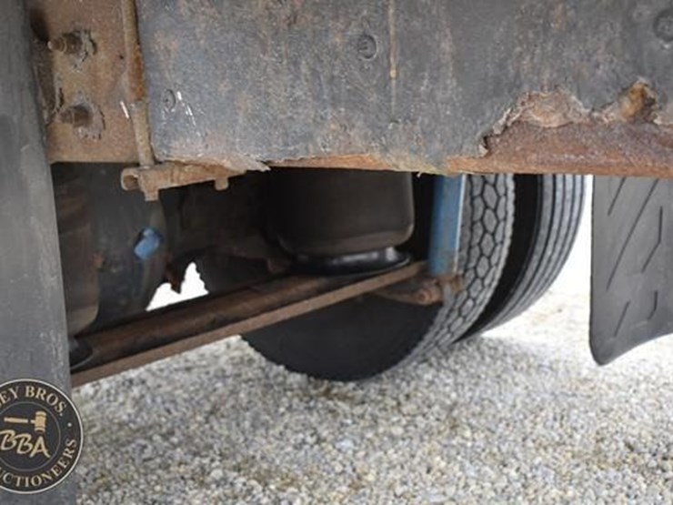 2008-kenworth-t300-image-29