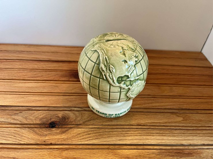 1995-john-deere-earth-day-bank-image-3