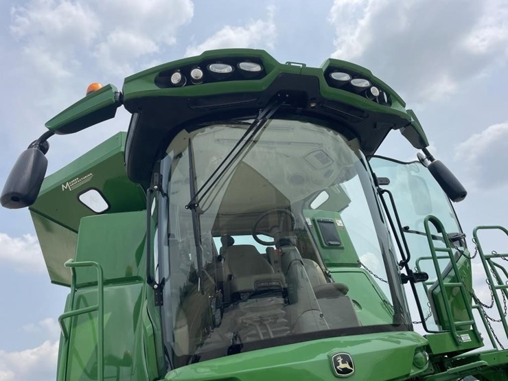 2015-john-deere-s660-image-37