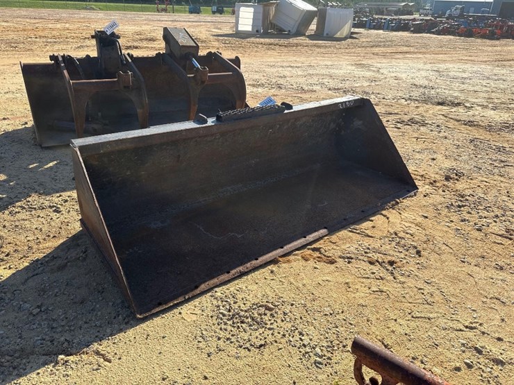 2180---6'-quick-attach-bucket-image-1