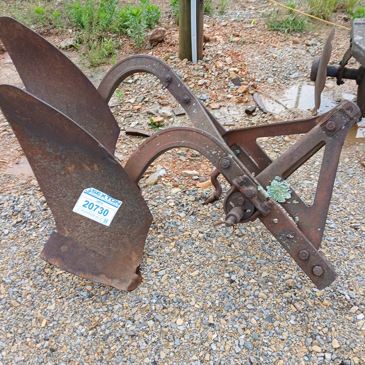 #20730 • 2 Bottom Plow