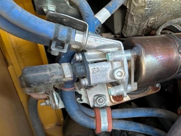 2021-deere-333g-image-25